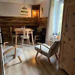 Cozy And Private Vacation With Garden In Kolbnitz 度假居