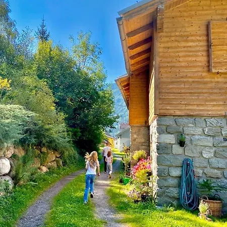 Cozy And Private Vacation With Garden In Kolbnitz Hébergement de vacances *